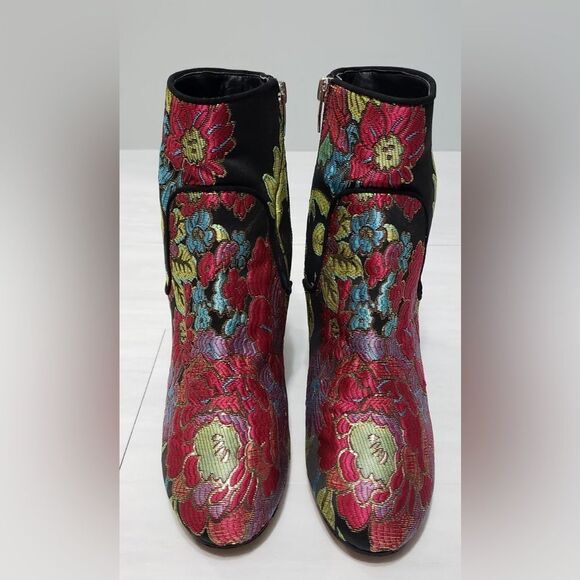 𝅺MARC Fisher Jana Floral Jacquard Boots - Picture 6 of 13